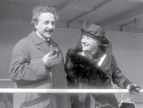 Albert Einstein z żoną Elsą